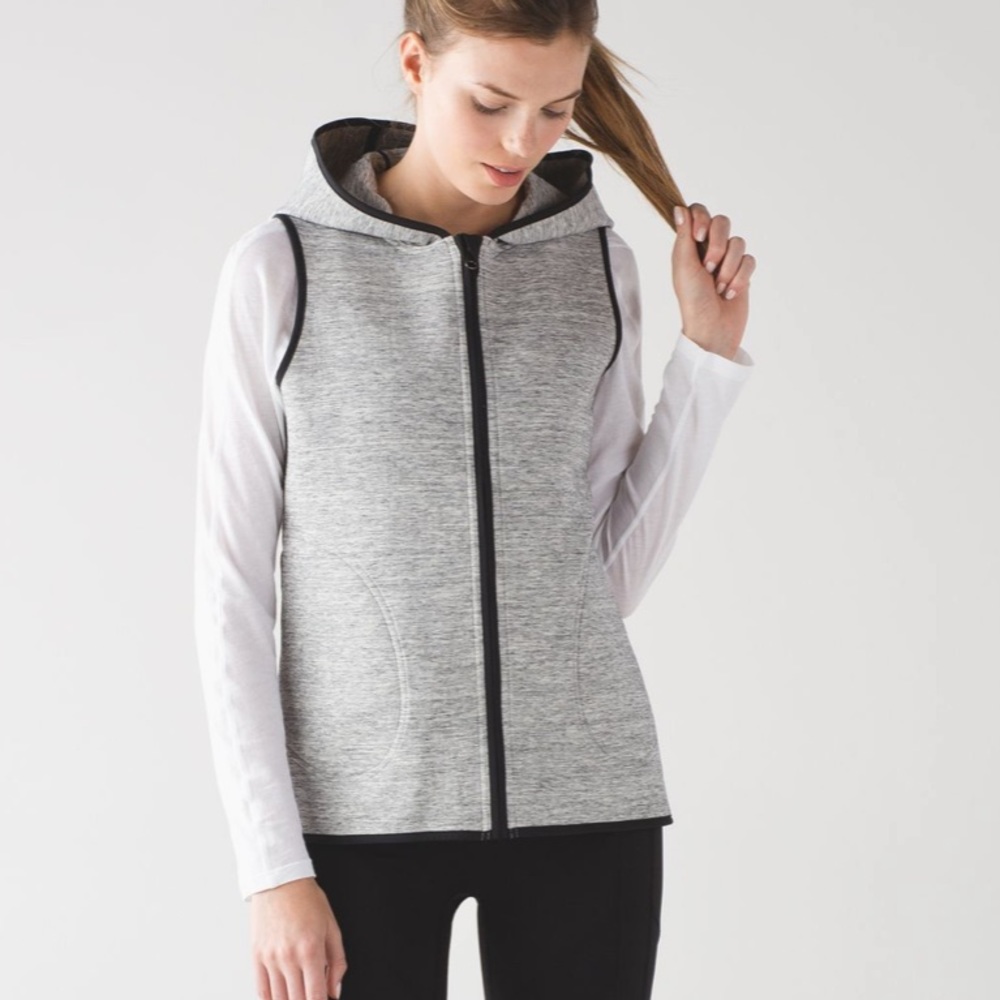 LULULEMON ATHLETICA Heathered Grey Reversible Insculpt Vest